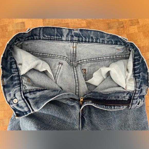 Vintage Levi’s orange tag denim jeans size 9 (waist 25) medium wash EUC - Picture 11 of 11